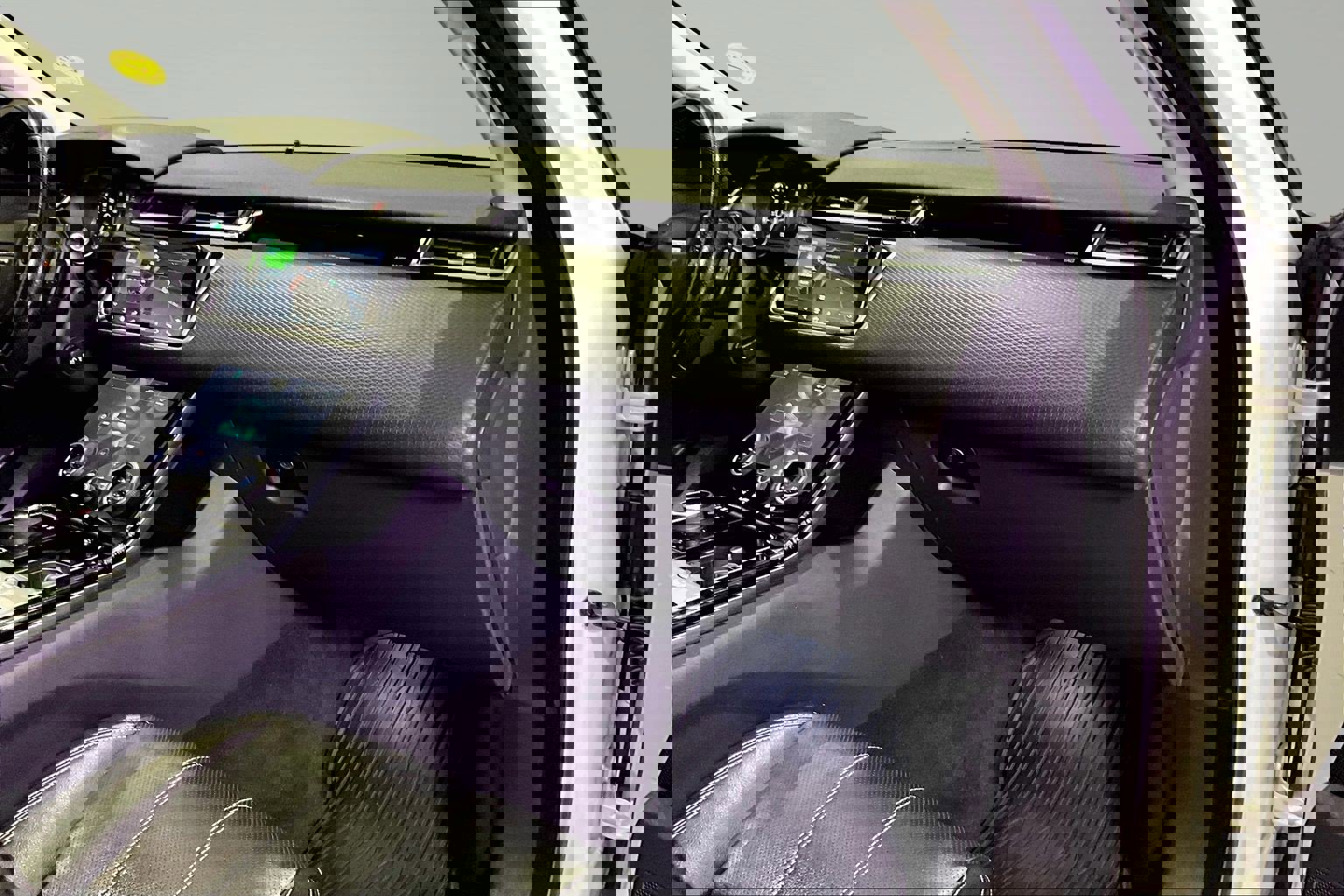 Used 2019 Land Rover Range Rover Velar S image 25