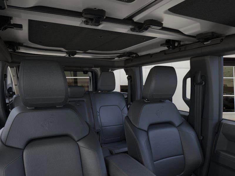 New 2025 Ford Bronco Badlands image 16
