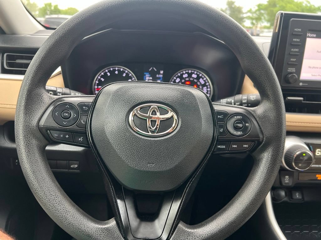 Used 2021 Toyota RAV4 XLE w/ Convenience Package FWD image 53