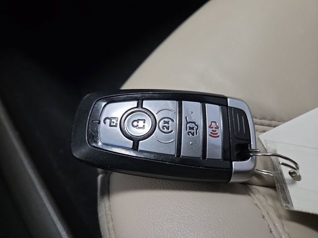 Used 2023 Ford Explorer Platinum w/ Technology Package image 31