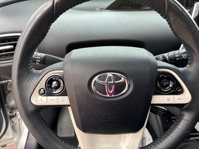Used 2017 Toyota Prius Four w/ Advanced Technology Package FWD image 21