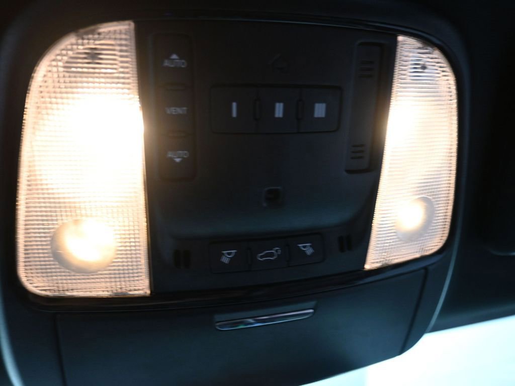 Used 2024 Dodge Durango GT image 15