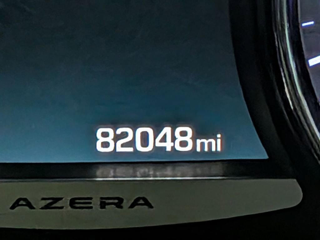 Used 2016 Hyundai Azera FWD image 16