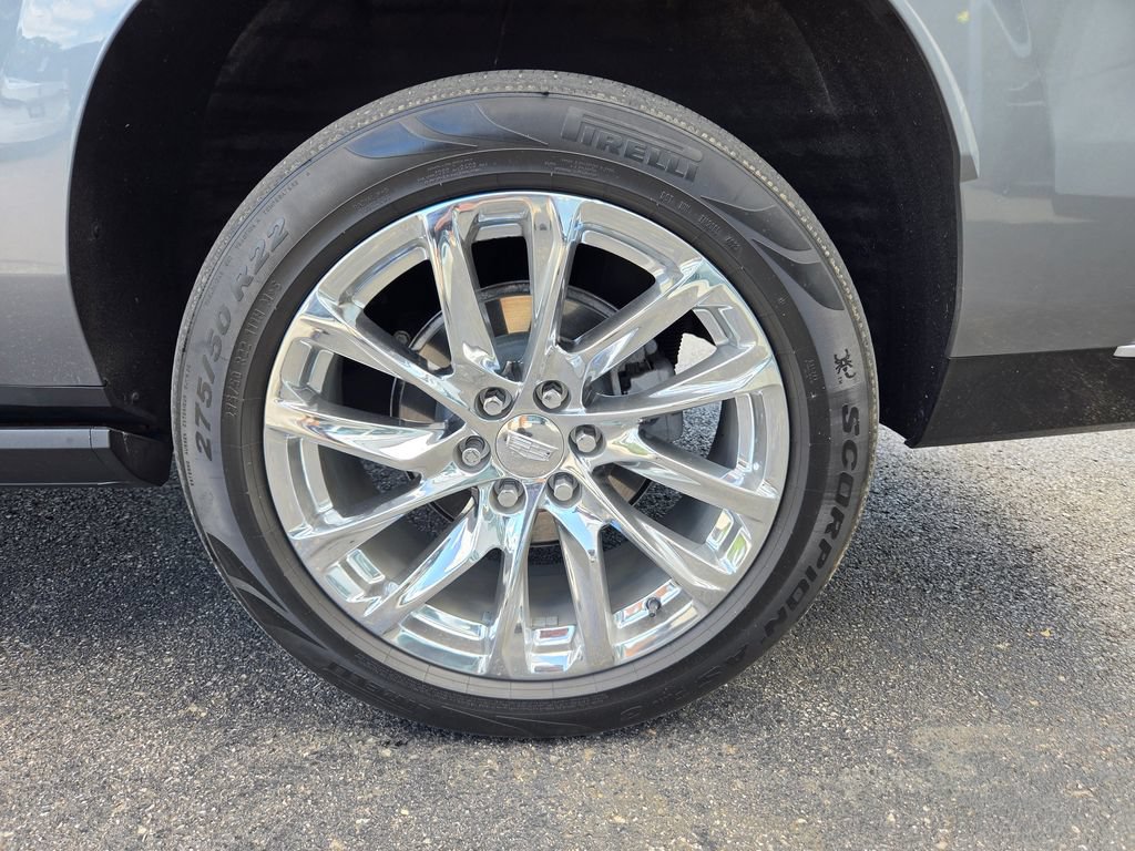 Used 2022 Cadillac Escalade ESV Premium Luxury Platinum w/ LPO, Radiant Package AWD/4WD image 11