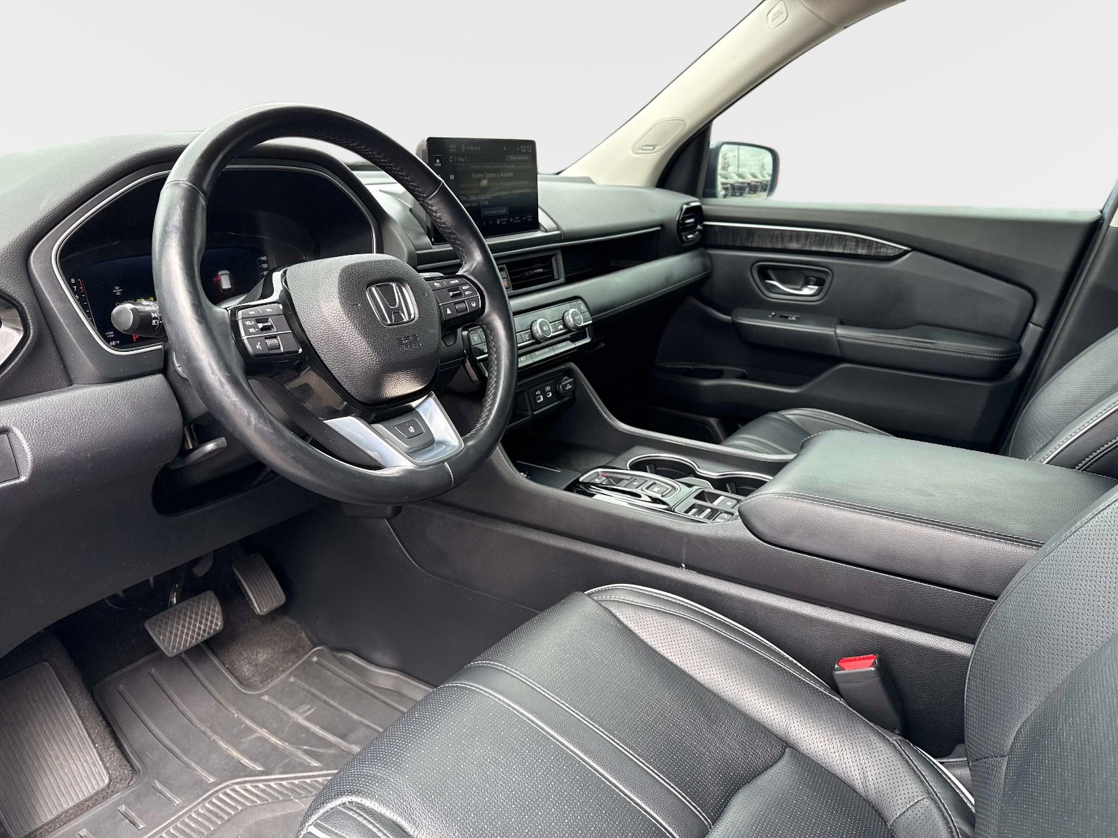 Used 2023 Honda Pilot Elite image 33