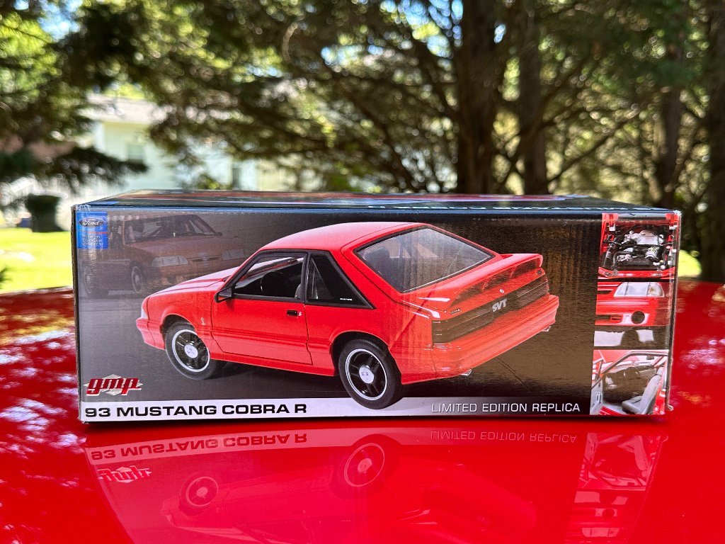 Used 1993 Ford Mustang Cobra image 2