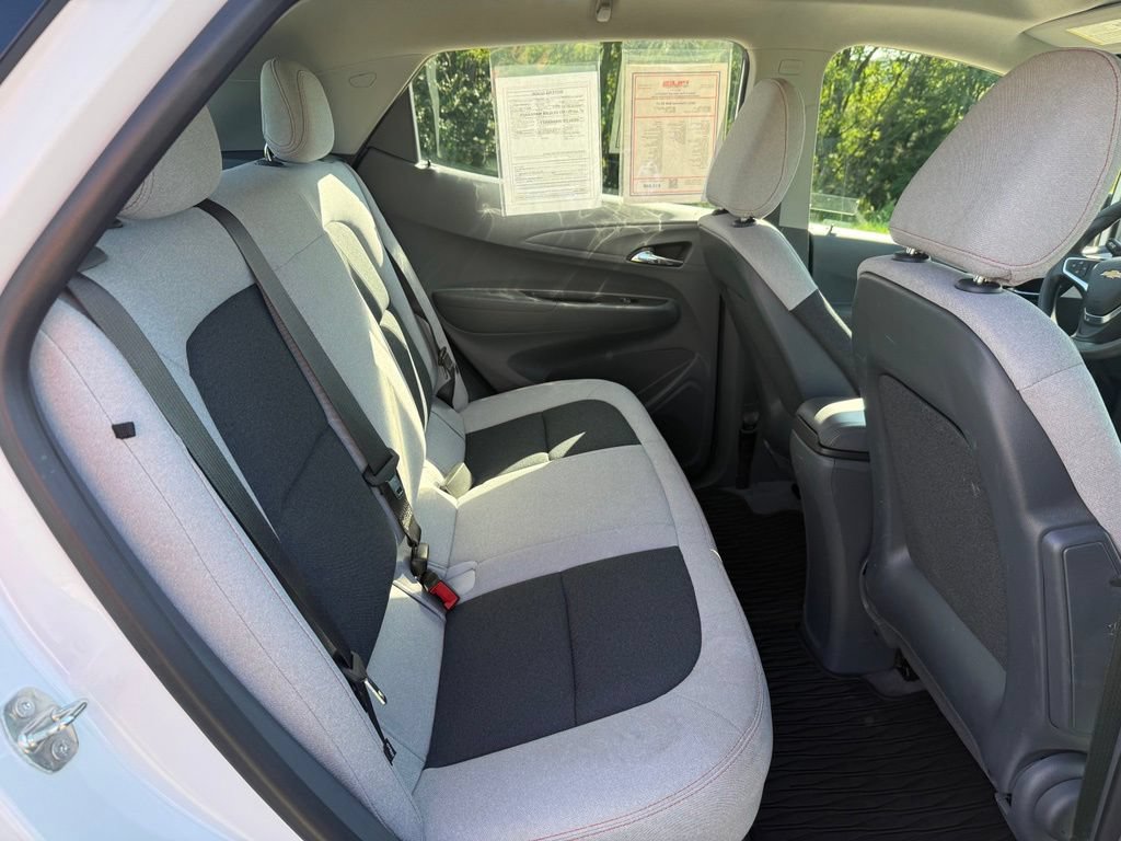 Used 2021 Chevrolet Bolt LT FWD image 16