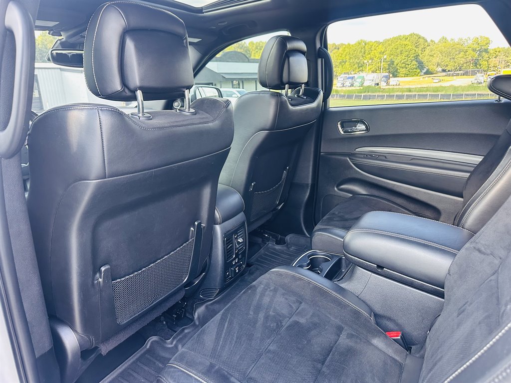Used 2018 Dodge Durango SRT w/ Technology Group AWD/4WD image 34