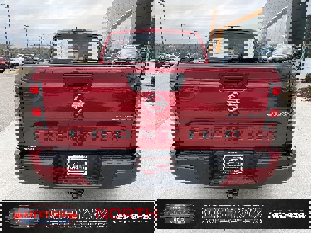 Used 2024 Nissan Frontier SV w/ Technology Package image 15