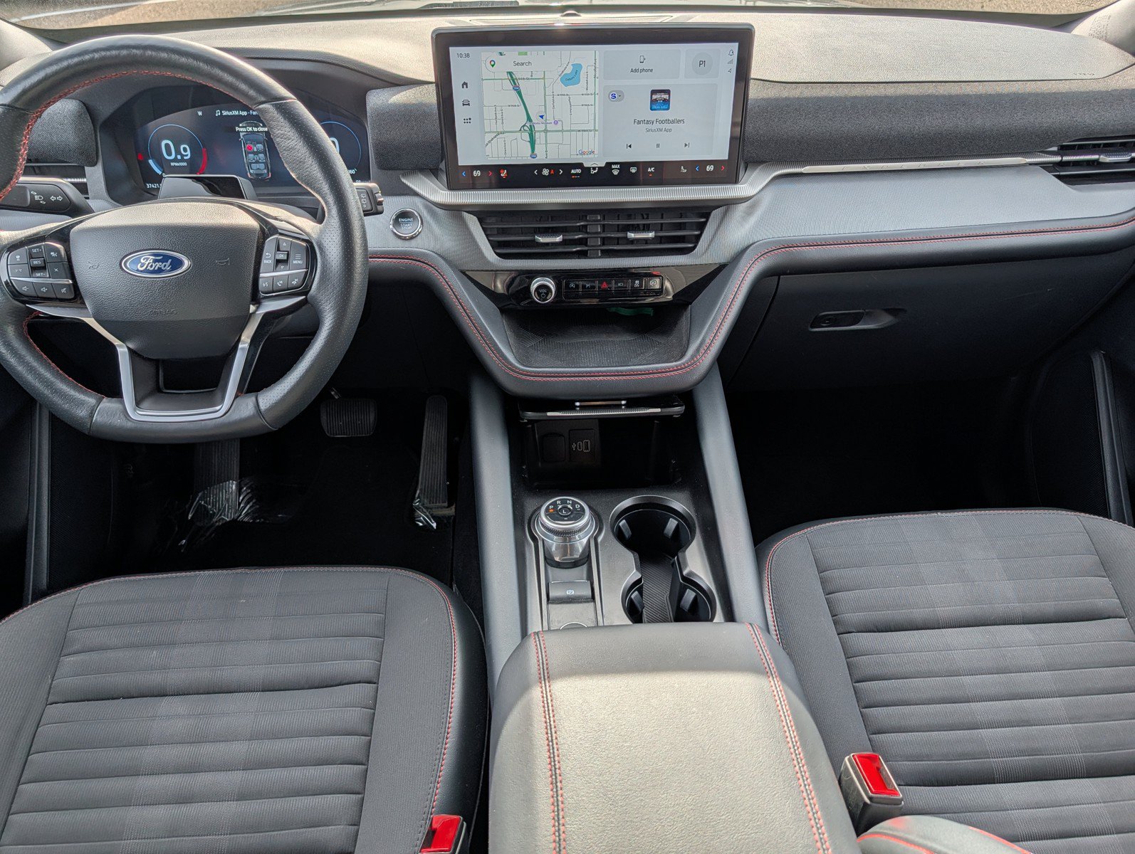 Used 2025 Ford Explorer ST-Line AWD/4WD image 18