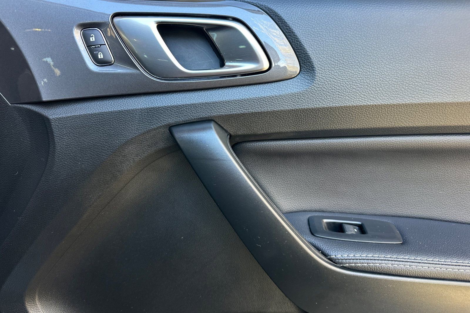 Used 2023 Ford Ranger Lariat w/ Equipment Group 501A High image 22