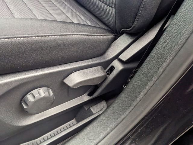 New 2024 Ford Edge SE w/ Black Appearance Package image 8