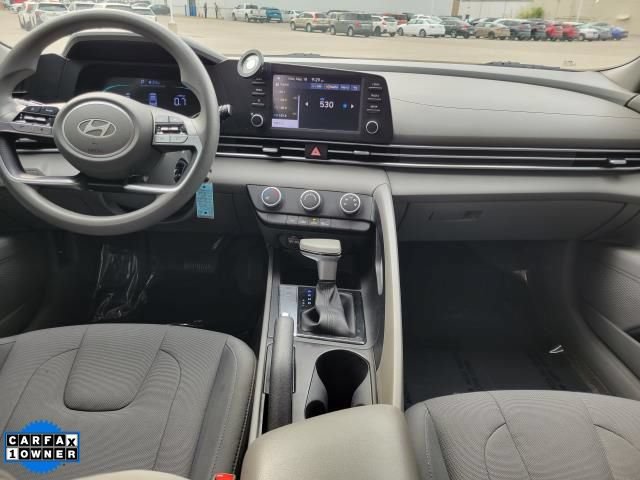 Used 2024 Hyundai Elantra SE FWD image 11