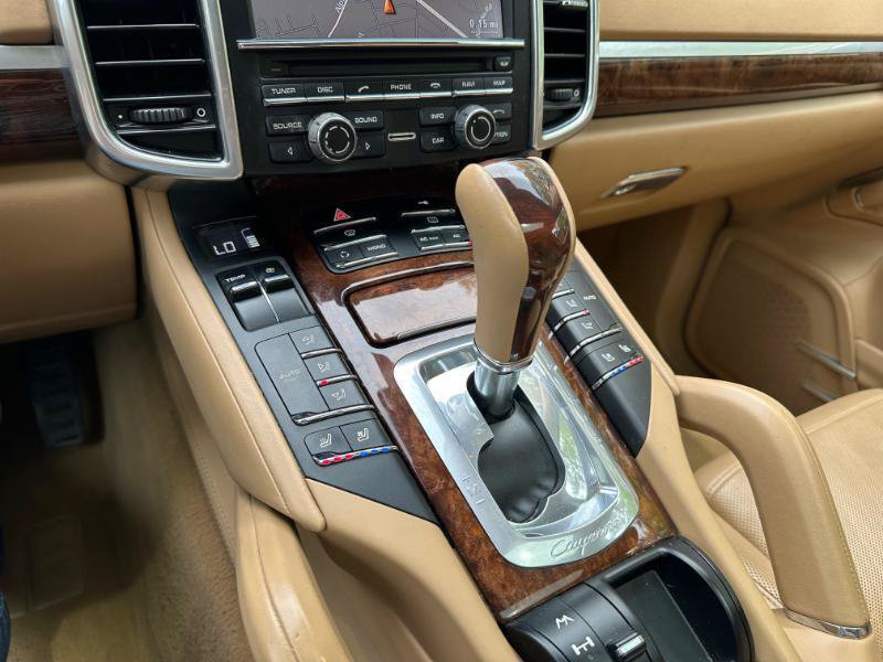 Used 2011 Porsche Cayenne AWD/4WD image 29