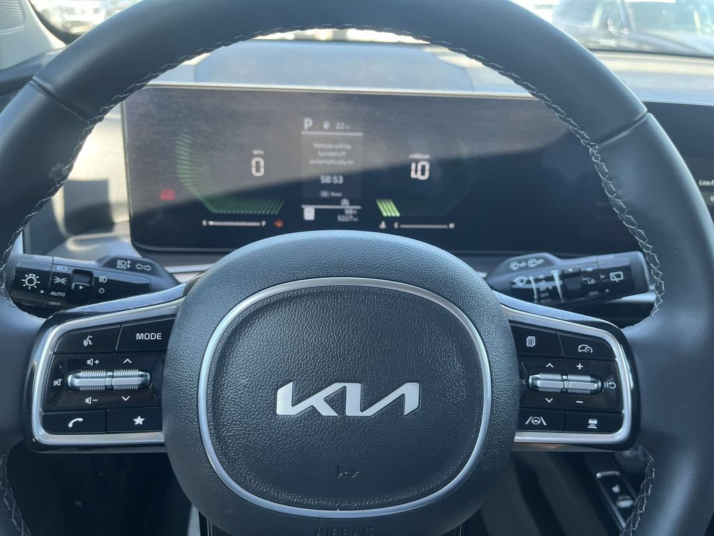 Used 2025 Kia Sorento EX w/ Panoramic Sunroof Package FWD image 14