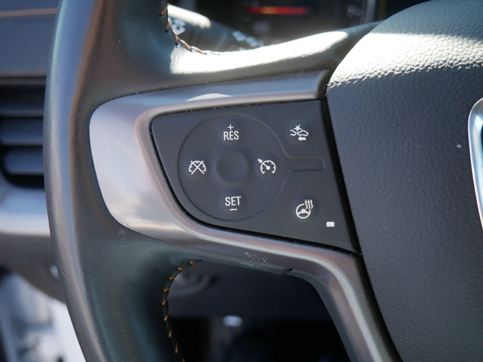 Used 2022 GMC Terrain AT4 w/ Infotainment Package II image 28