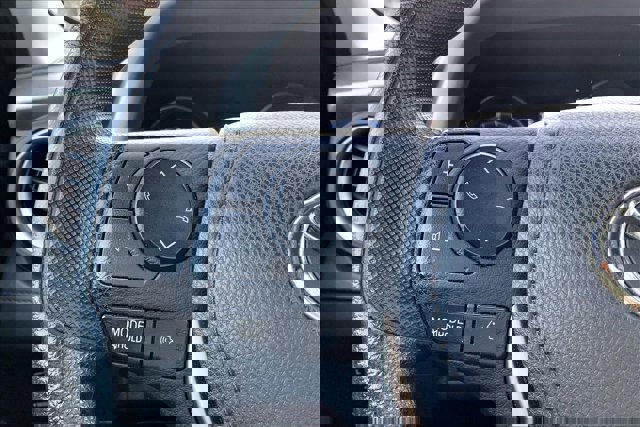 Used 2017 Toyota RAV4 LE image 17