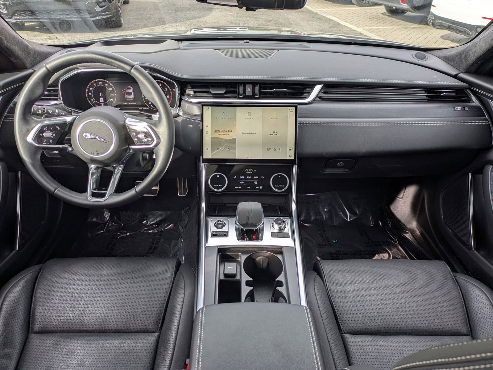 Used 2024 Jaguar XF R-Dynamic SE image 25