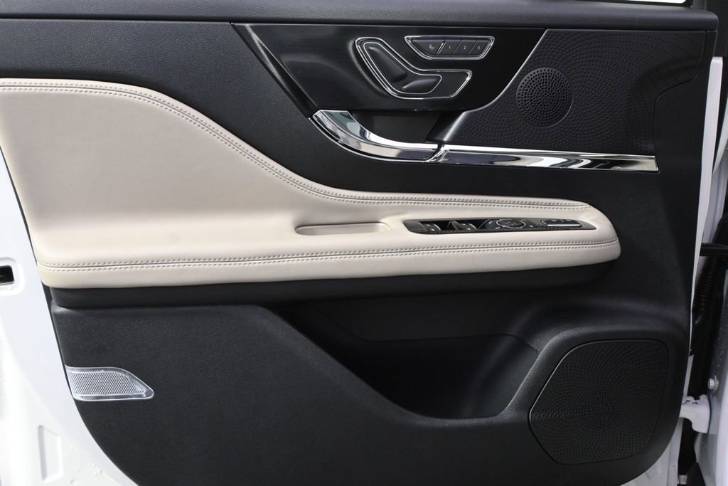 New 2026 Lincoln Corsair Reserve AWD/4WD image 22