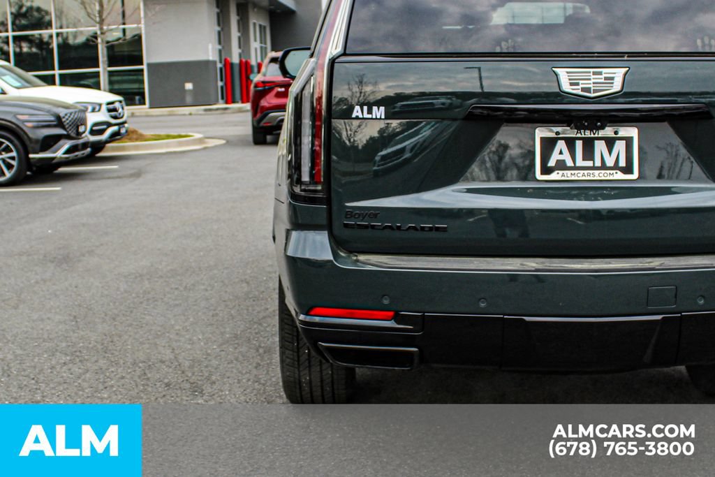 Used 2025 Cadillac Escalade Sport w/ LPO, ONYX Package AWD/4WD image 13