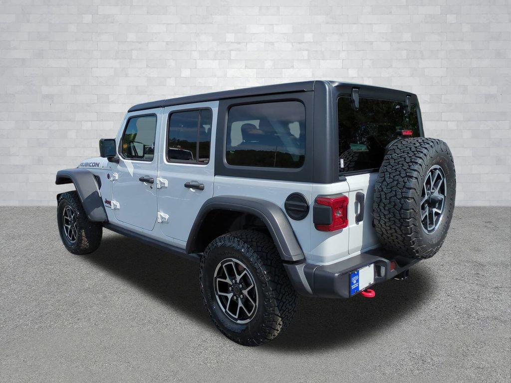 Used 2024 Jeep Wrangler Unlimited Rubicon AWD/4WD image 7
