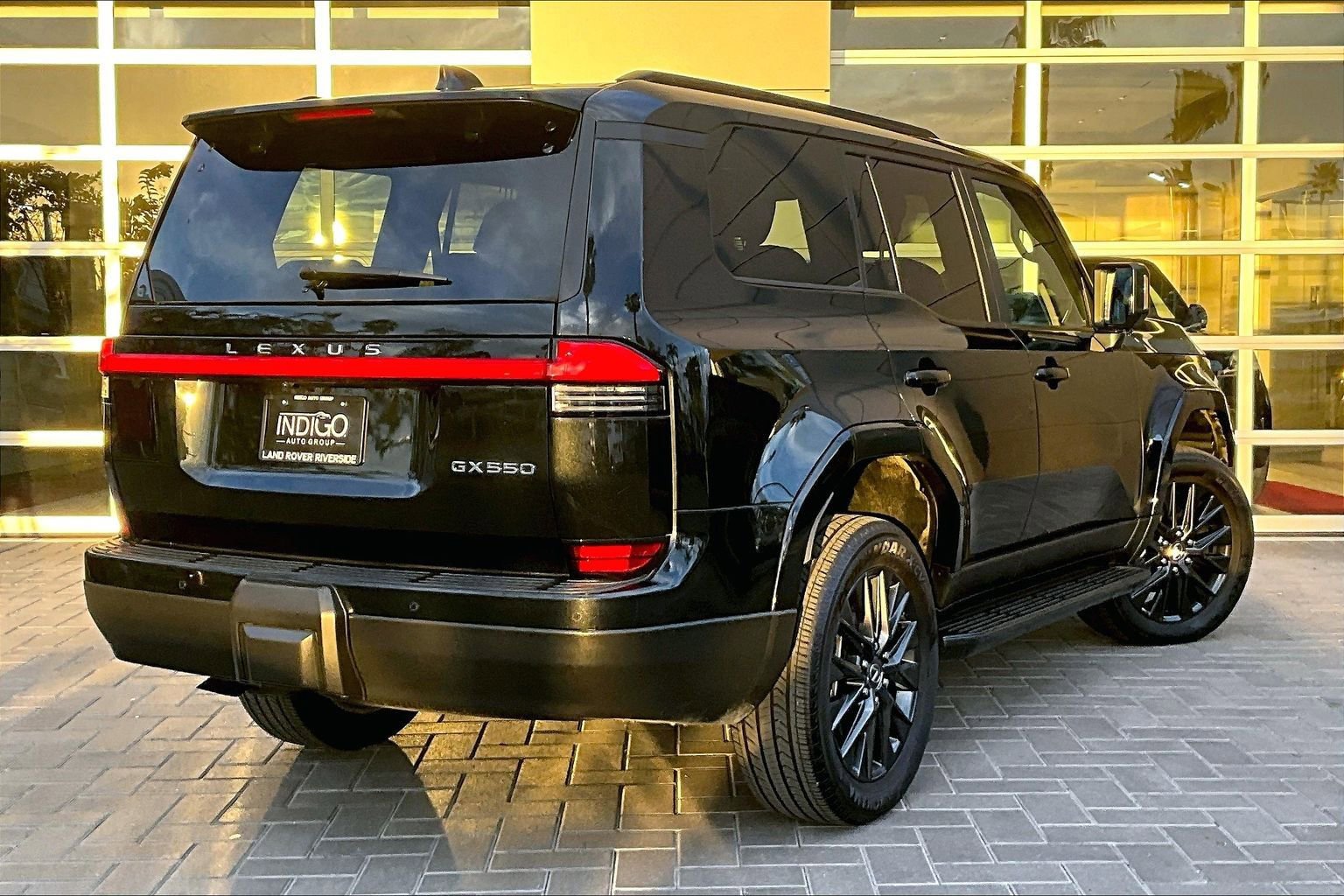 Used 2024 Lexus GX 550 w/ Cold Area Package image 13