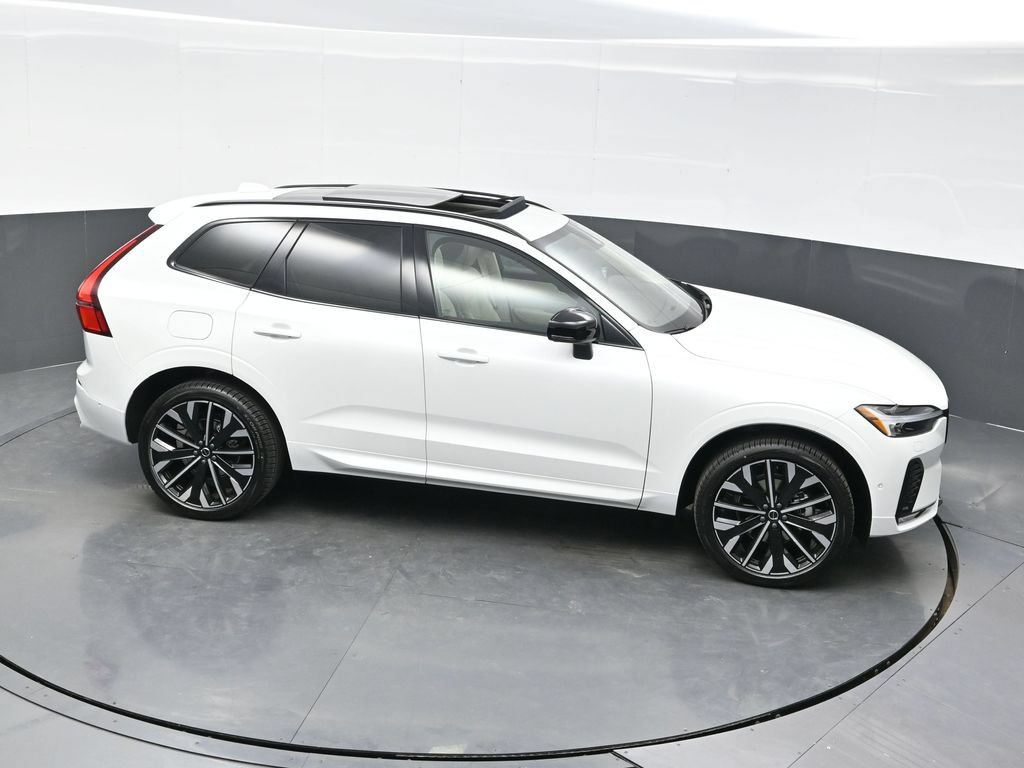 New 2026 Volvo XC60 B5 Ultra w/ Climate Package AWD/4WD image 38