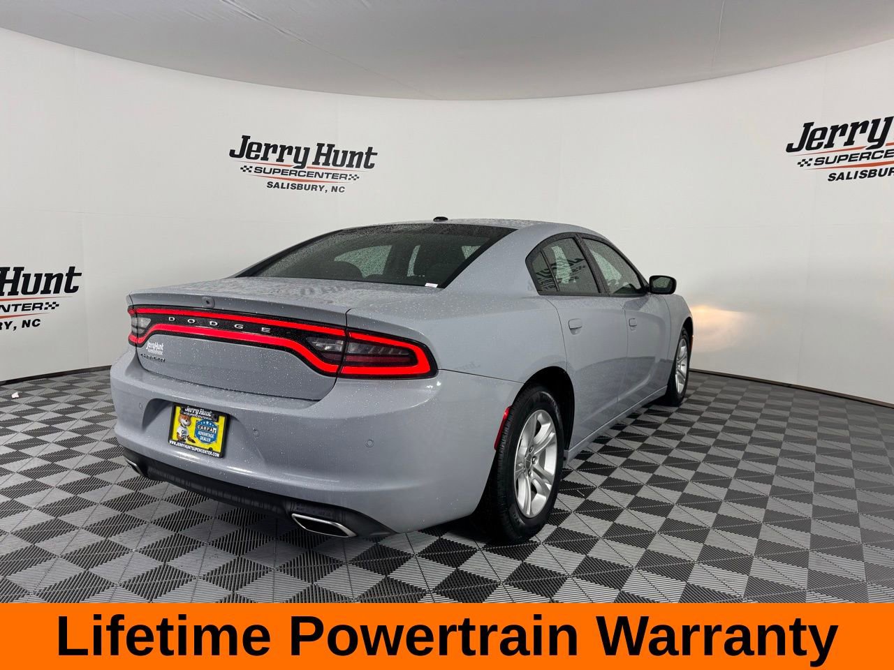 Used 2022 Dodge Charger SXT image 6