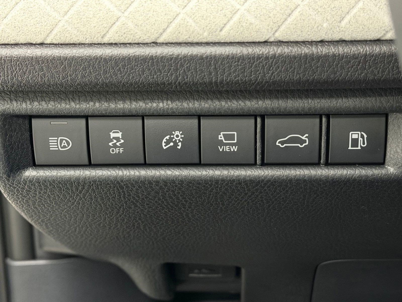 New 2026 Toyota Camry XLE w/ Premium Plus Package image 17