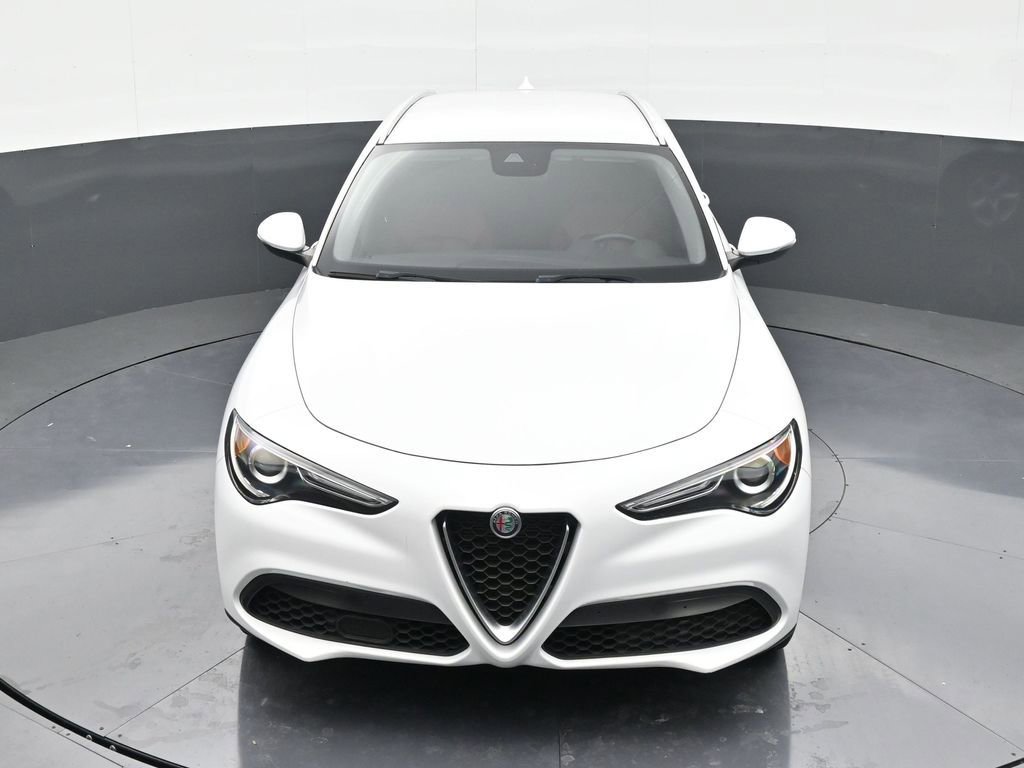 Used 2020 Alfa Romeo Stelvio RWD image 19