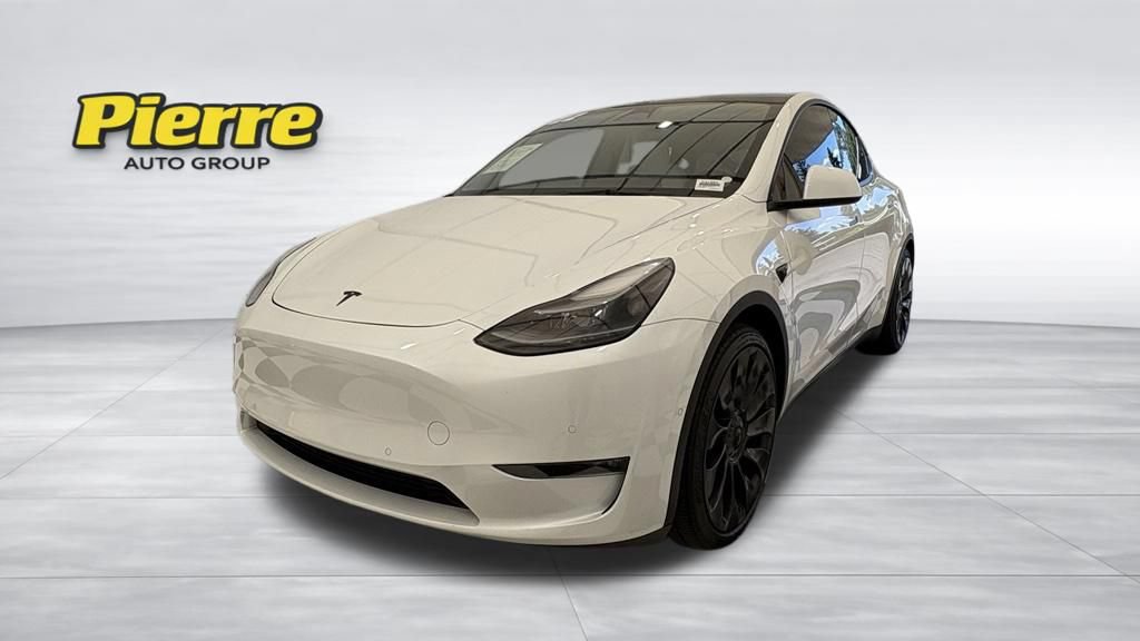Used 2022 Tesla Model Y Performance AWD/4WD image 1