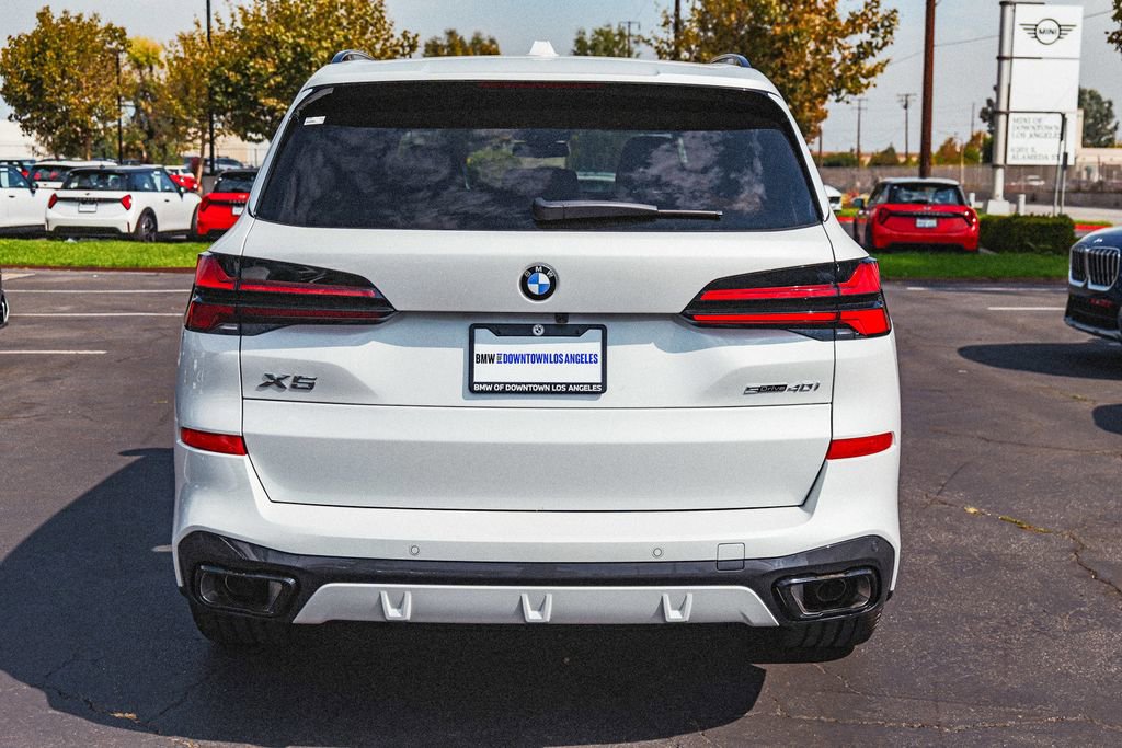 New 2026 BMW X5 sDrive40i w/ M Sport Package image 5