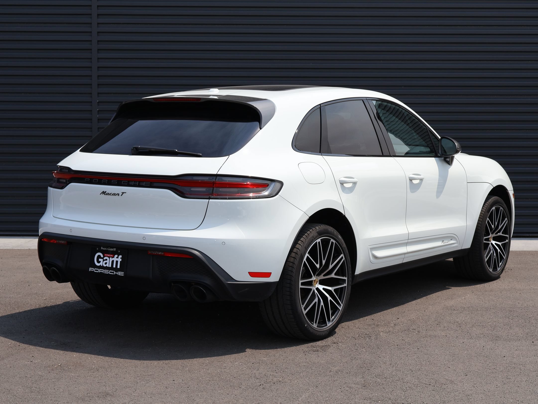 Certified 2023 Porsche Macan Turbo AWD/4WD image 10