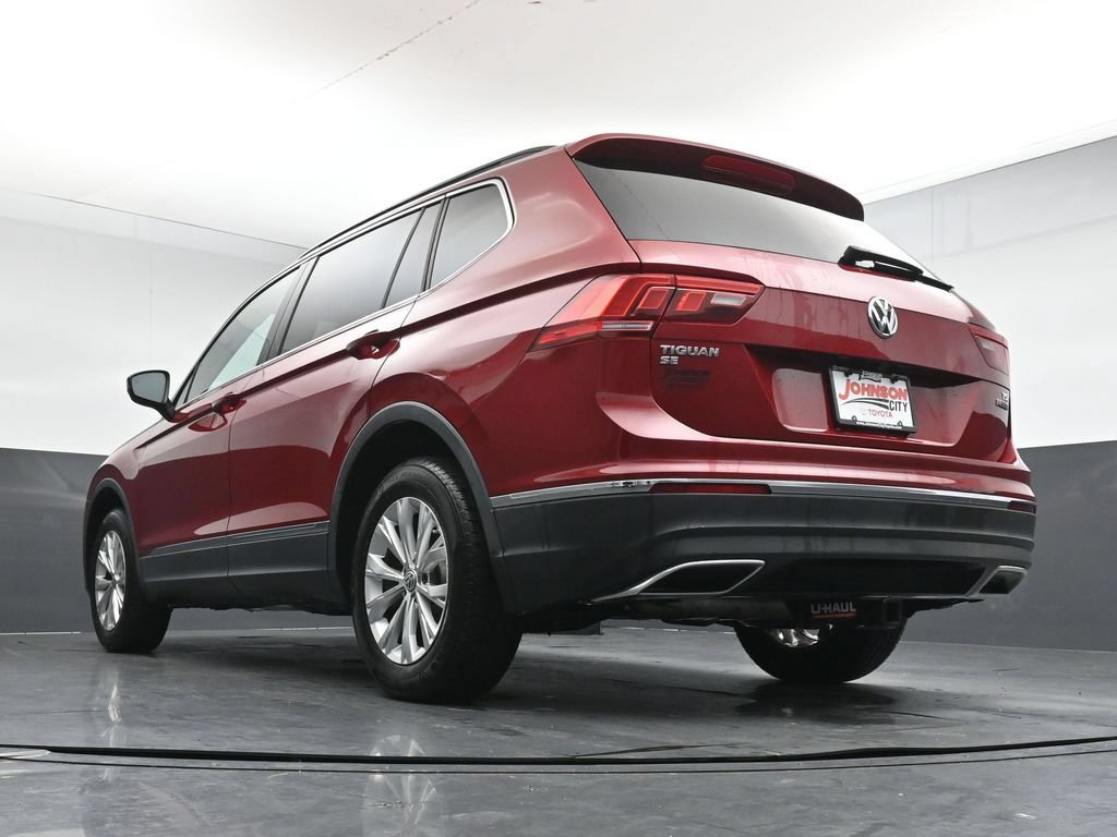 Used 2018 Volkswagen Tiguan SE AWD/4WD image 36