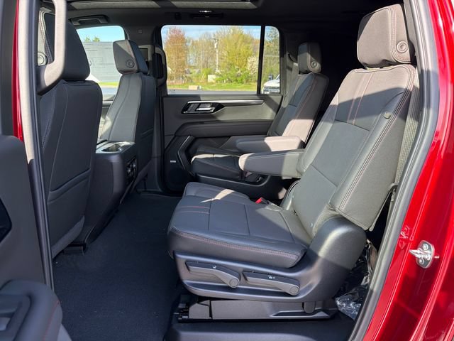 New 2026 Chevrolet Suburban RST w/ Comfort Package AWD/4WD image 29