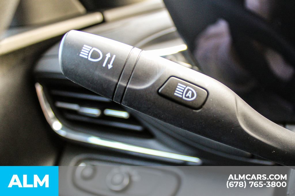 Used 2025 Buick Envista Preferred image 29