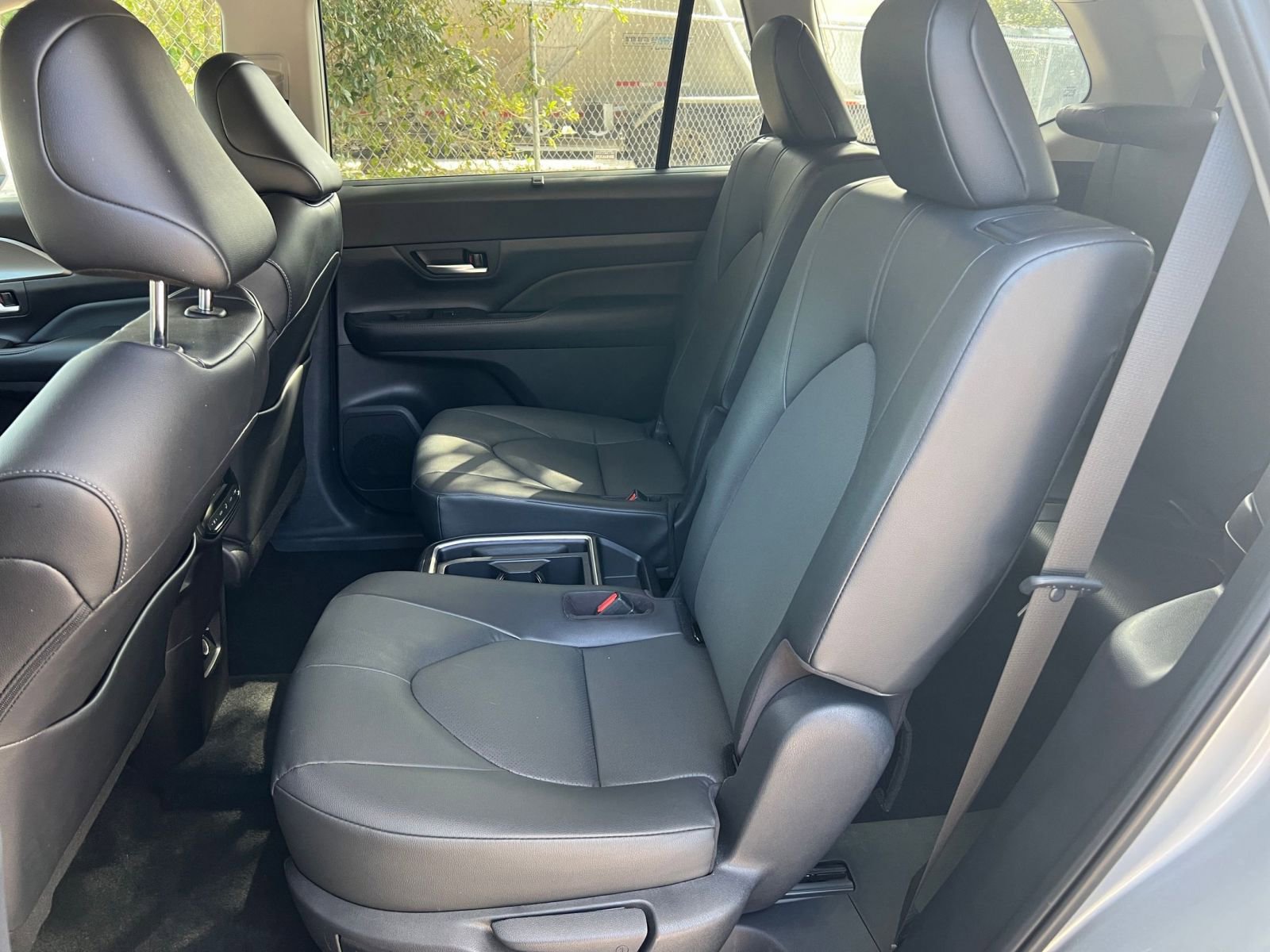 Used 2025 Toyota Grand Highlander FWD image 33