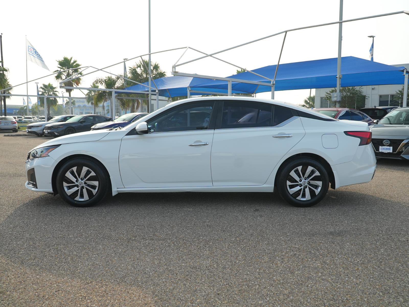 Used 2023 Nissan Altima 2.5 S image 10