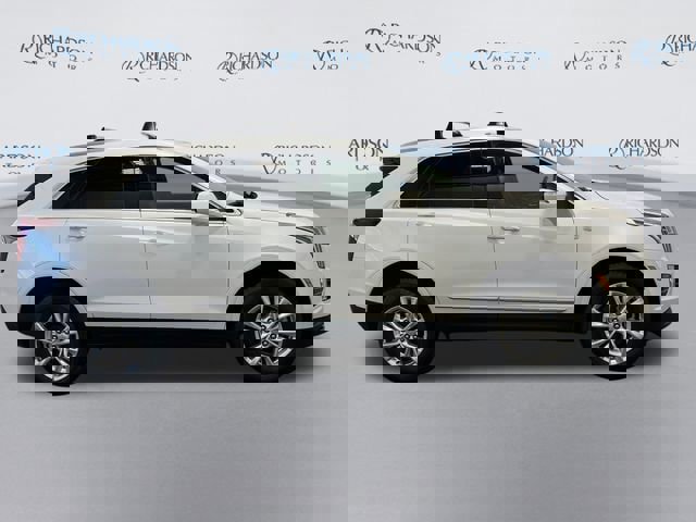 New 2026 Cadillac XT5 Luxury image 6