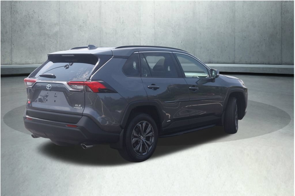 Used 2024 Toyota RAV4 XLE Premium w/ Weather Package AWD/4WD image 17