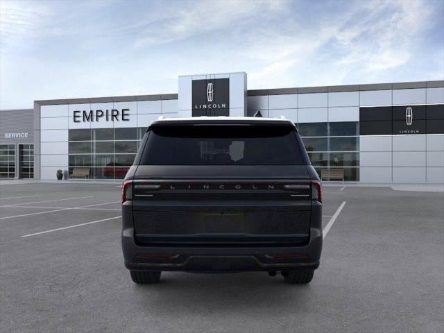 New 2026 Lincoln Navigator L Premier AWD/4WD image 5