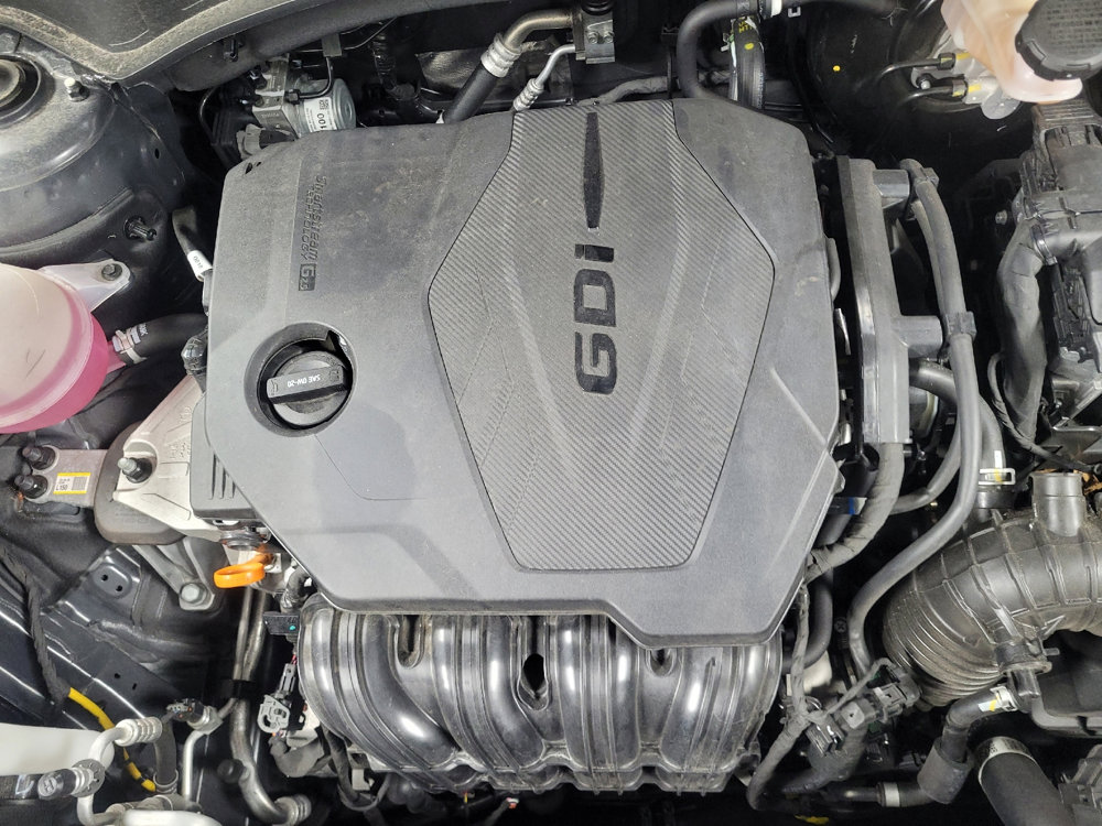 Used 2023 Kia Sorento LX image 30