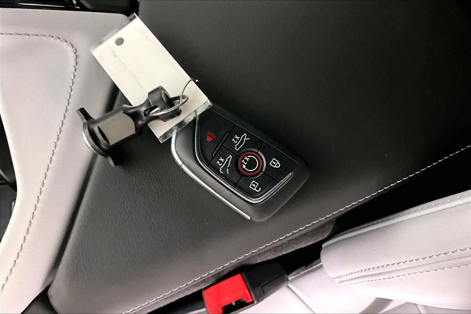 Used 2022 Chevrolet Corvette Stingray Preferred Cpe w/ Z51 Performance Package RWD image 15