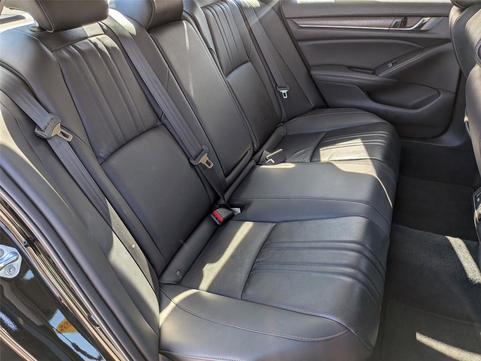 Used 2022 Honda Accord EX-L image 33