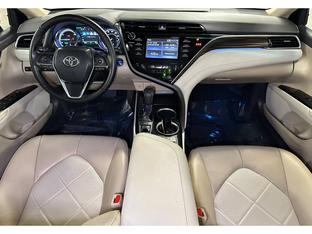 Used 2018 Toyota Camry XLE FWD image 23