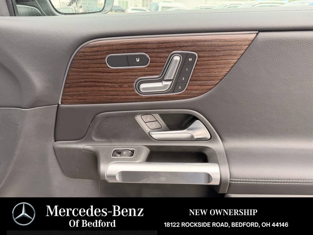 New 2026 Mercedes-Benz GLB 250 4MATIC image 30