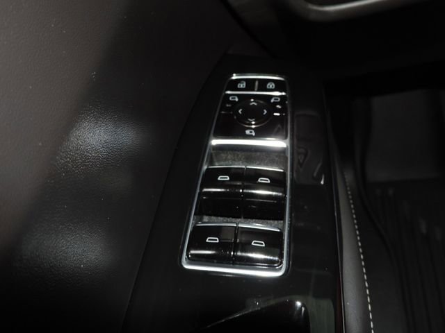 Used 2026 Cadillac Escalade Platinum Sport w/ LPO, ONYX Package AWD/4WD image 33