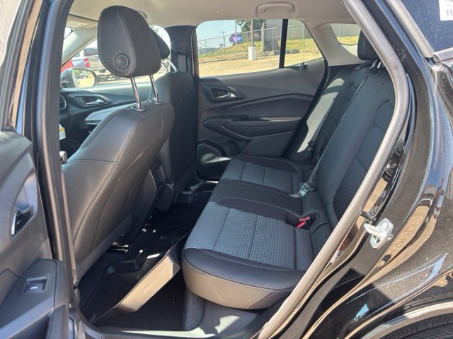 New 2026 Chevrolet Trax LT w/ Driver Confidence Package FWD image 12