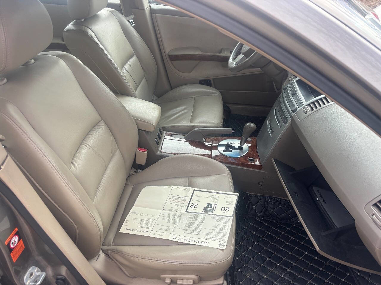 Used 2005 Nissan Maxima 3.5 SL w/ (S03) Driver Preferred Pkg image 14