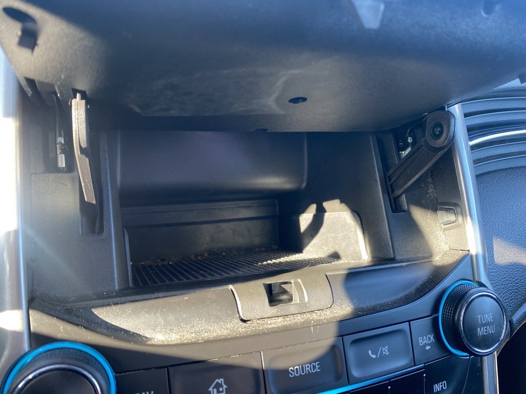 Used 2016 Chevrolet Malibu LT w/ Power Convenience Package image 21